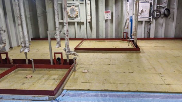 Weber Marine A60 Floating & Sound Floor - Image 5
